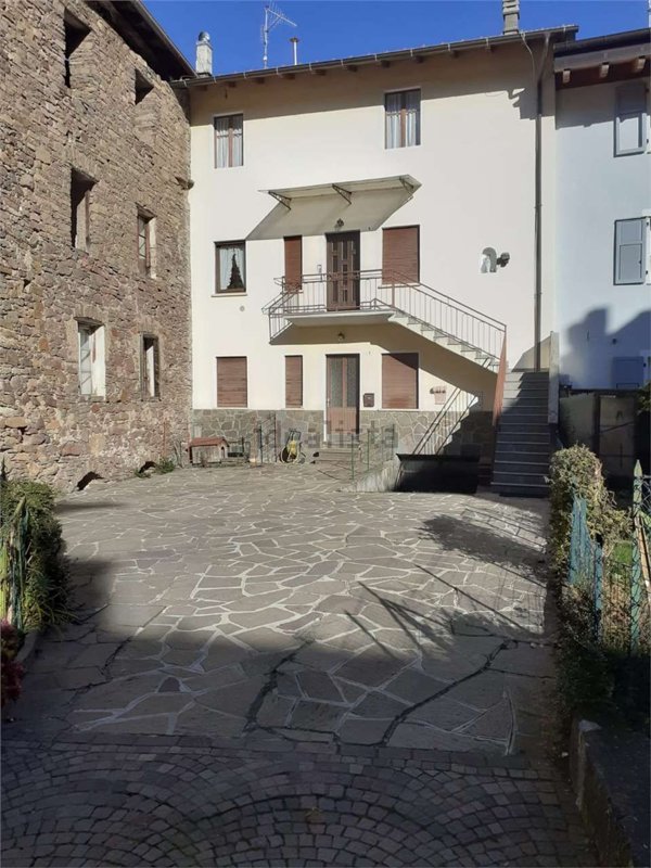 casa semindipendente in vendita ad Albiano