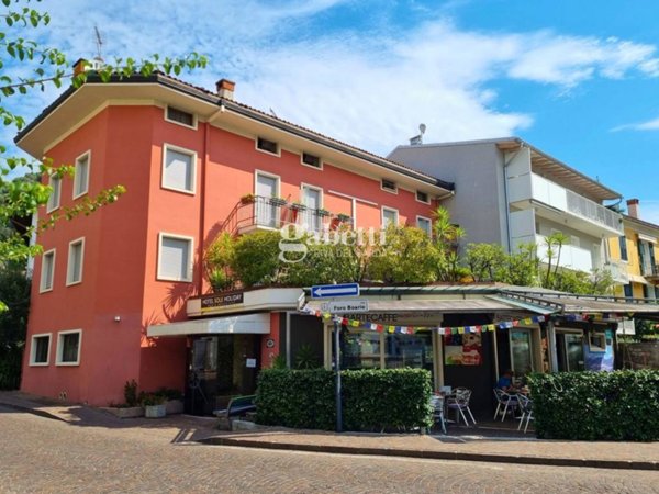 intera palazzina in vendita ad Arco
