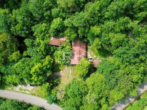 casale in vendita ad Arco