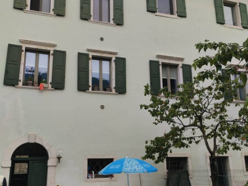 appartamento in vendita ad Avio