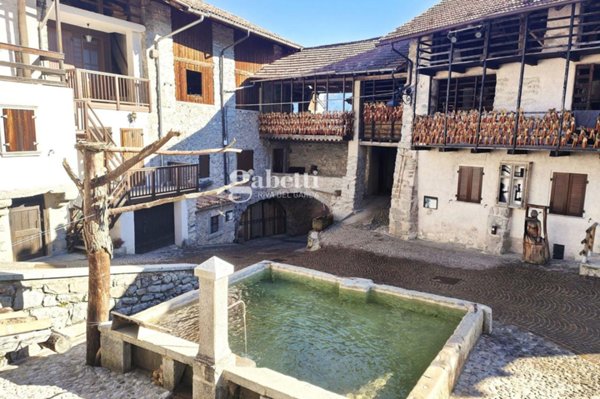 appartamento in vendita a Bleggio Superiore in zona Rango