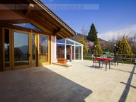 negozio in vendita a Bleggio Superiore in zona Cavaione