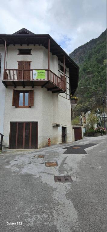 appartamento in vendita a Bondone in zona Baitoni
