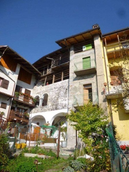 casa indipendente in vendita a Bondone