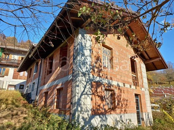 casa indipendente in vendita a Borgo Valsugana