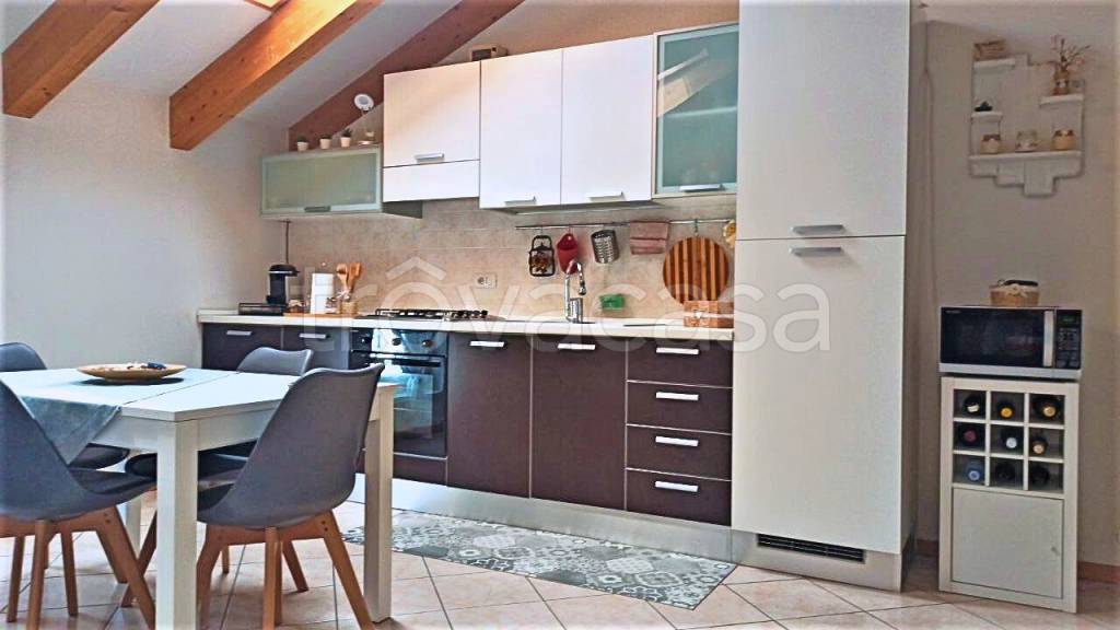appartamento in vendita a Borgo Valsugana in zona Olle