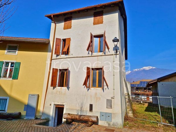 casa indipendente in vendita a Borgo Valsugana in zona Olle