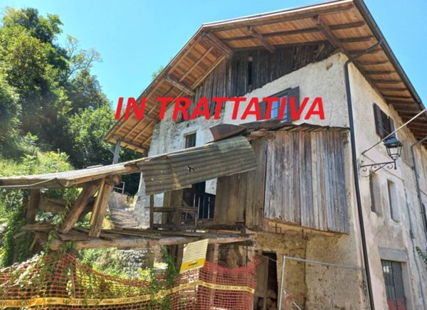 casa indipendente in vendita a Borgo Valsugana in zona Olle