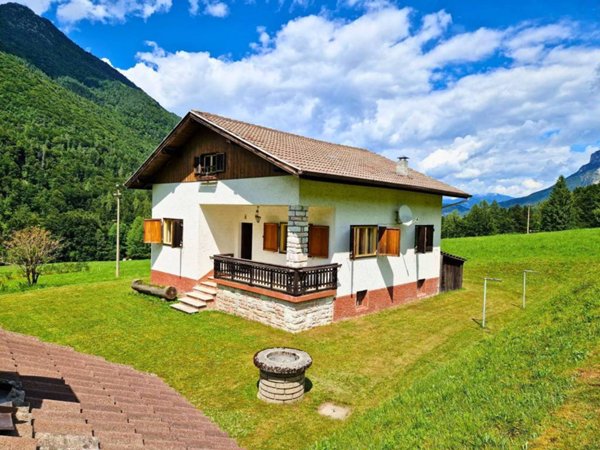 casa indipendente in vendita a Borgo Valsugana
