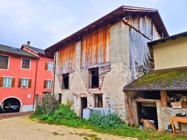 casa indipendente in vendita a Borgo Valsugana