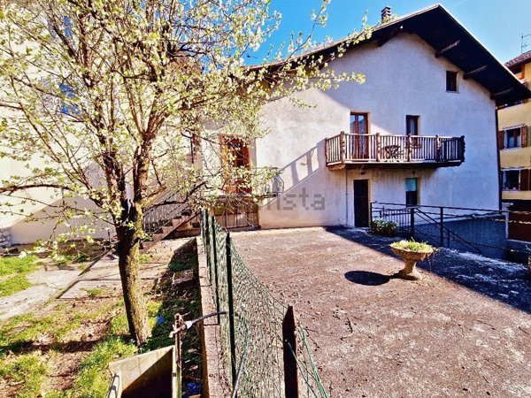 casa indipendente in vendita a Borgo Valsugana