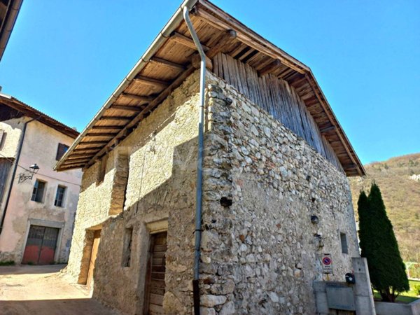 appartamento in vendita a Borgo Valsugana in zona Olle