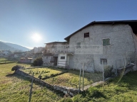 casa indipendente in vendita a Brentonico