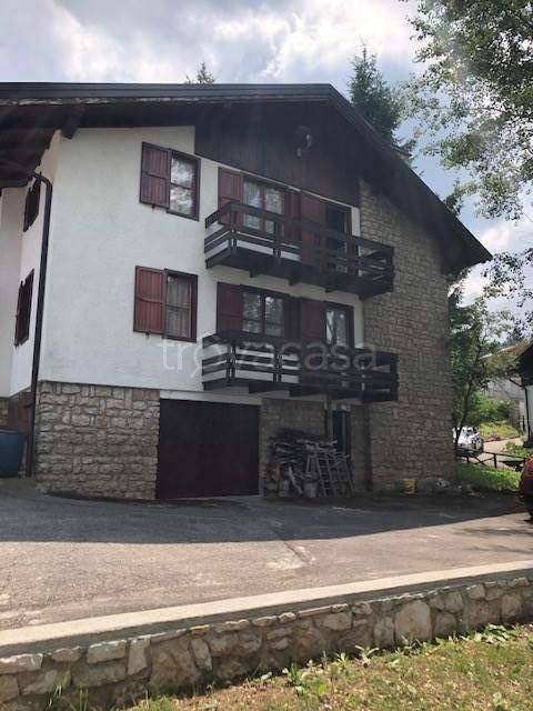casa indipendente in vendita a Brentonico in zona Polsa