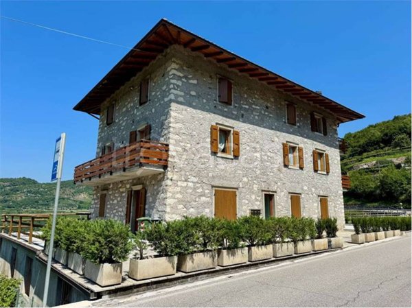 appartamento in vendita a Brentonico