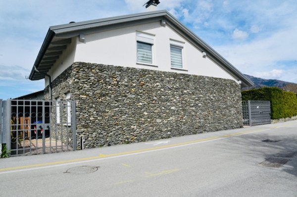 casa indipendente in vendita a Calceranica al Lago
