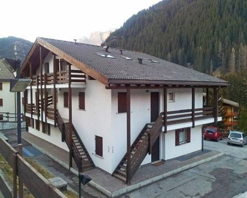 appartamento in vendita a Canazei in zona Alba