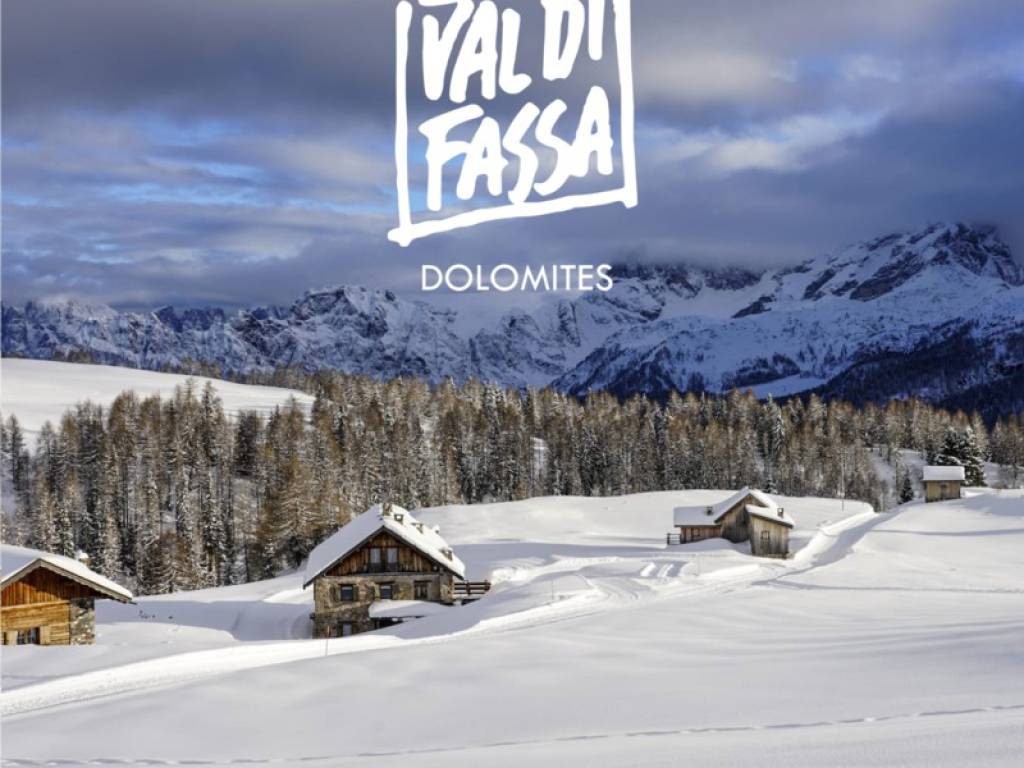 intera palazzina in vendita a Canazei