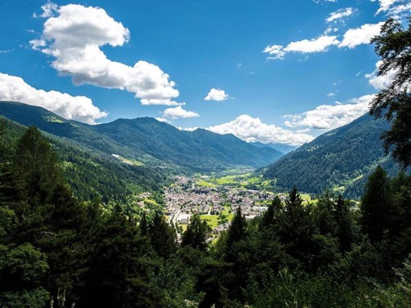intera palazzina in vendita a Carisolo