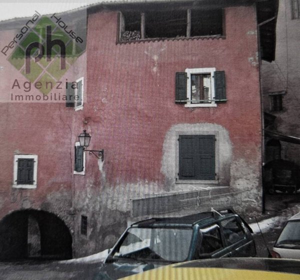 casa indipendente in vendita a Castel Condino