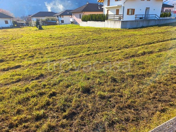 casa indipendente in vendita a Castelnuovo