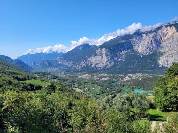 casa indipendente in vendita a Cavedine in zona Lago di Cavedine