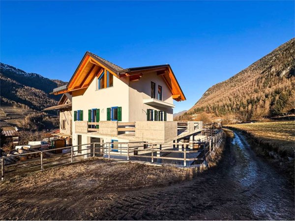 casa indipendente in vendita a Cavizzana