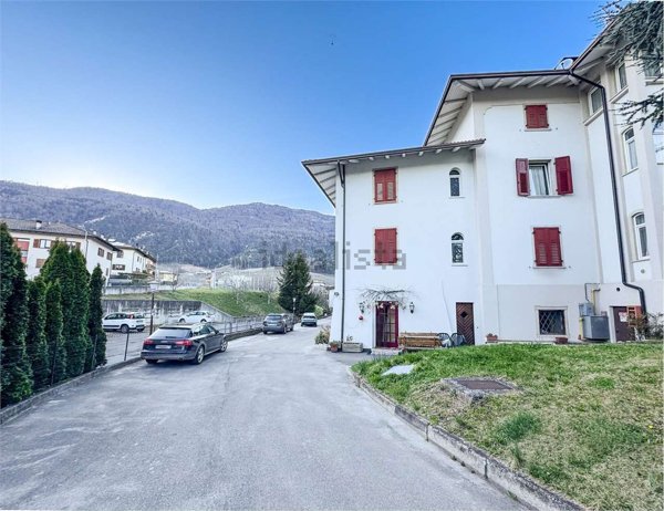 negozio in vendita a Cles