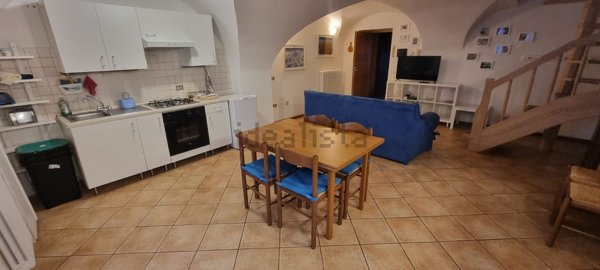 appartamento in vendita a Commezzadura in zona Piano