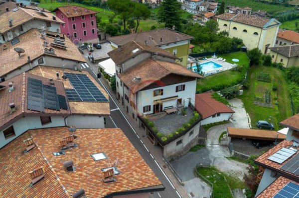 casa indipendente in vendita a Drena
