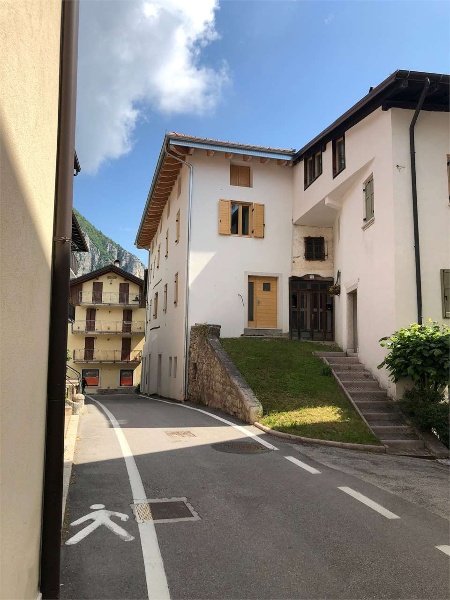 appartamento in vendita a Fai della Paganella