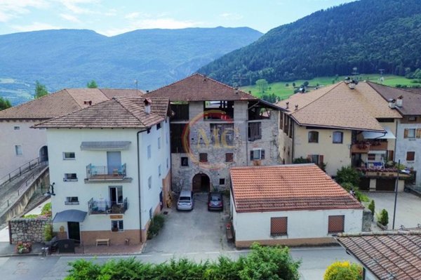 casa indipendente in vendita a Fiavè