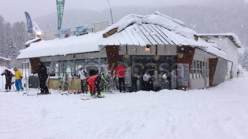 negozio in vendita a Folgaria