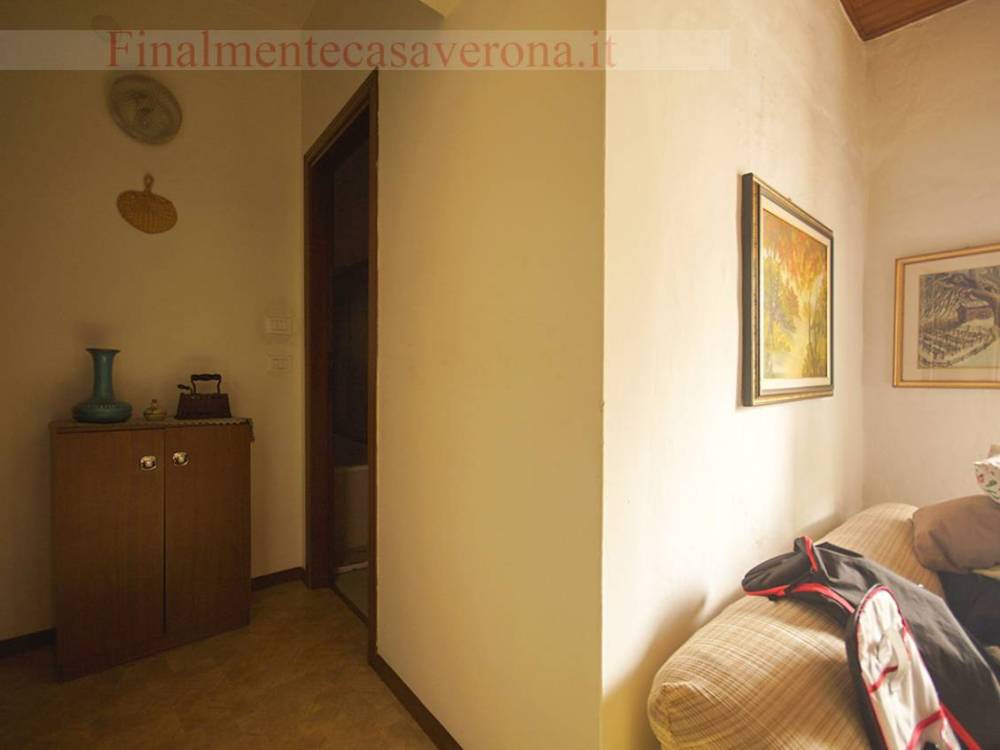 casa indipendente in vendita ad Isera in zona Patone