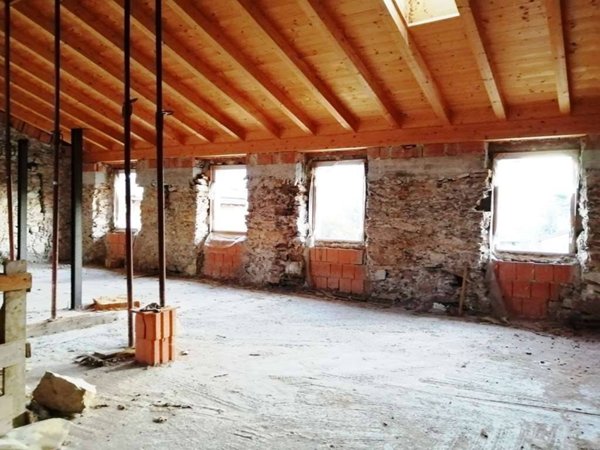 casa indipendente in vendita ad Isera