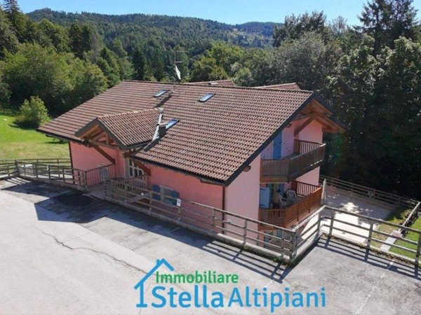 appartamento in vendita a Lavarone in zona Chiesa