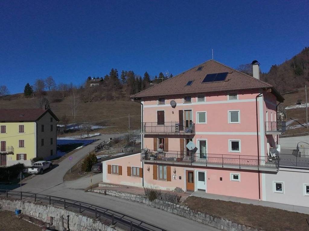 appartamento in vendita a Lavarone in zona Cappella