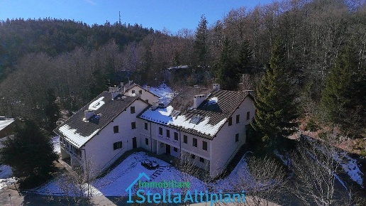 casa indipendente in vendita a Lavarone in zona Chiesa