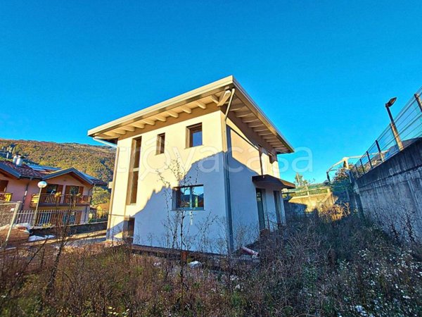 casa indipendente in vendita a Levico Terme in zona Barco