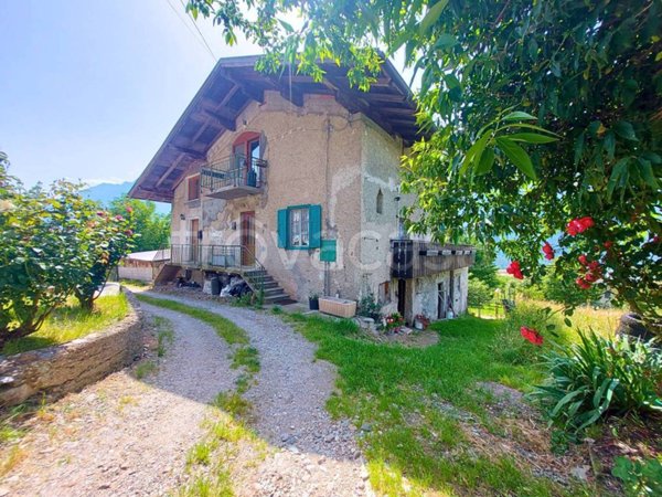 casa indipendente in vendita a Levico Terme in zona Campiello
