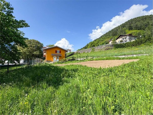 terreno edificabile in vendita a Malè