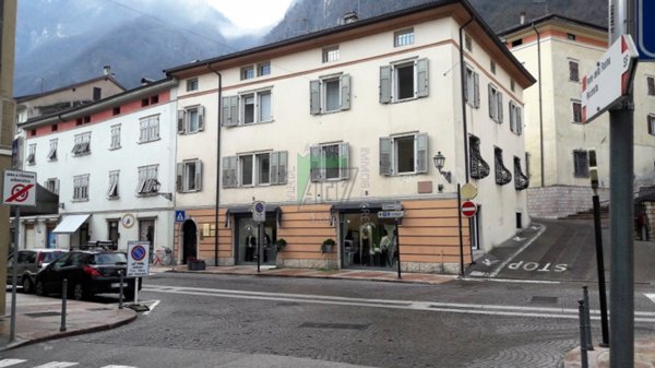 negozio in vendita a Mezzolombardo