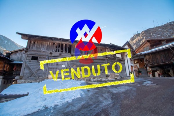 casale in vendita a Moena in zona Forno