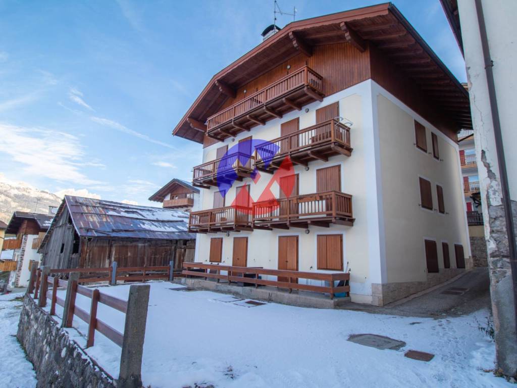 appartamento in vendita a Moena in zona Someda