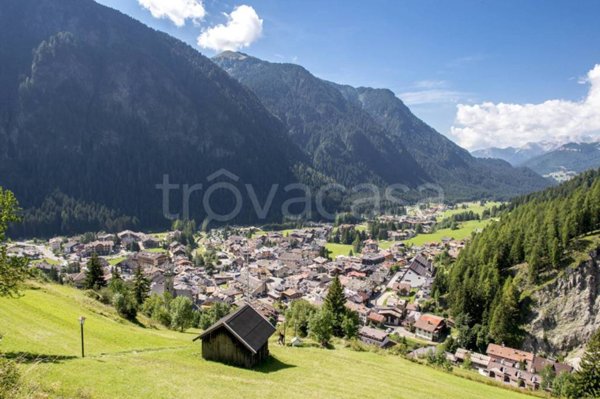 negozio in vendita a Moena in zona San Pellegrino