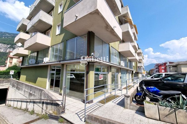 ufficio in vendita a Mori