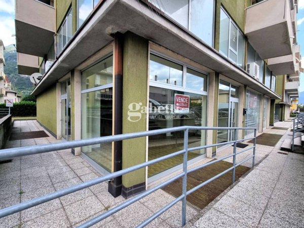 negozio in vendita a Mori