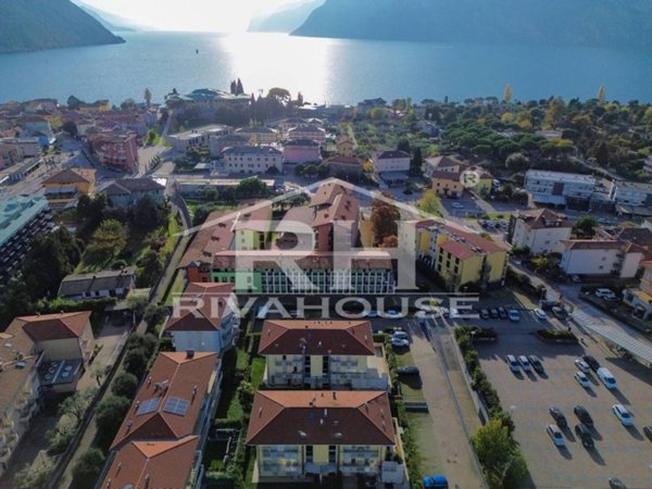 appartamento in vendita a Nago-Torbole in zona Torbole