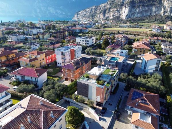 villa in vendita a Nago-Torbole in zona Torbole