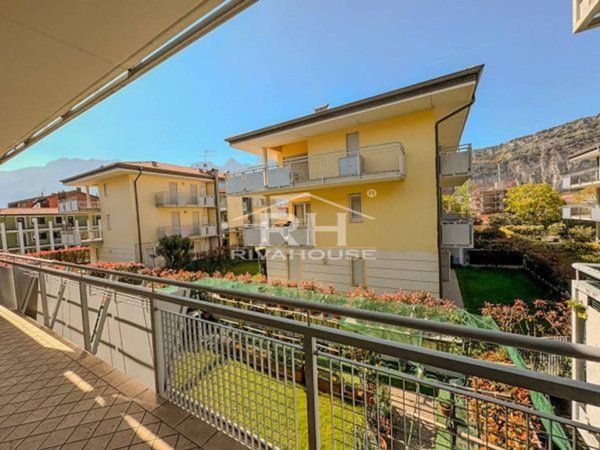 appartamento in vendita a Nago-Torbole in zona Torbole